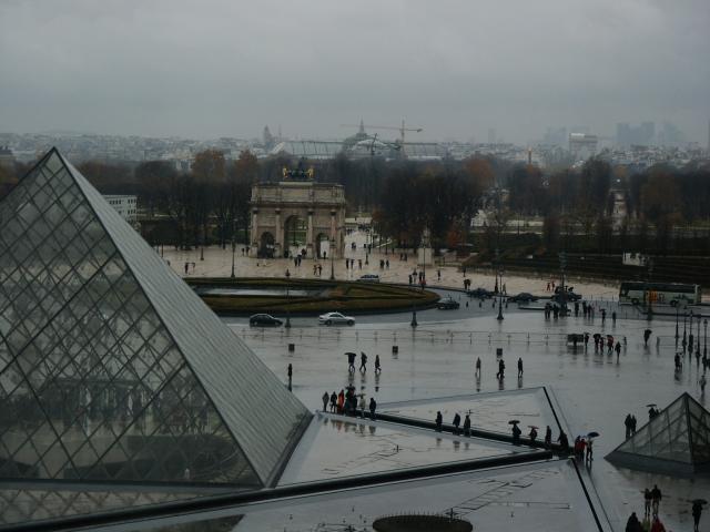 louvre_viewout2.jpg