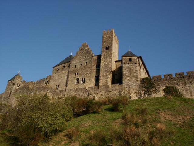 carcasone_approach1.jpg